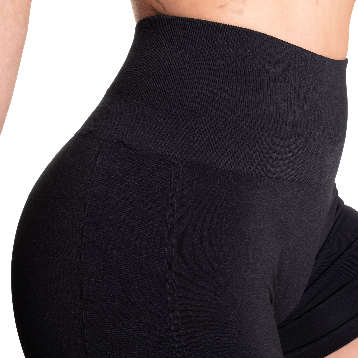 Better Bodies Scrunch Shorts Black UUTUUS!