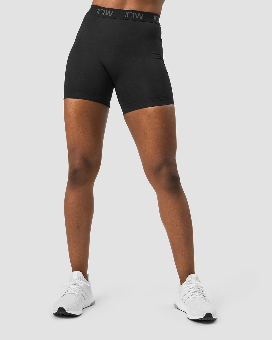 ICANIWILL Define Seamless Logo Shorts, Black S