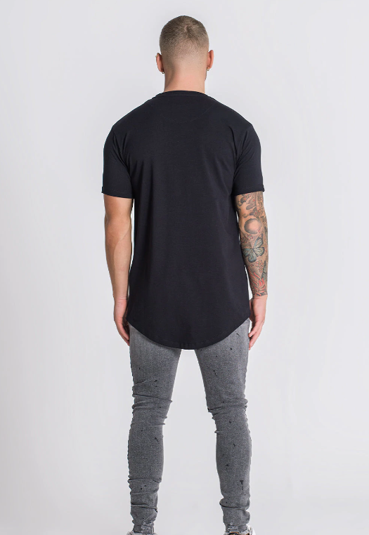 GIANNI KAVANAGH Black Torsion Tee